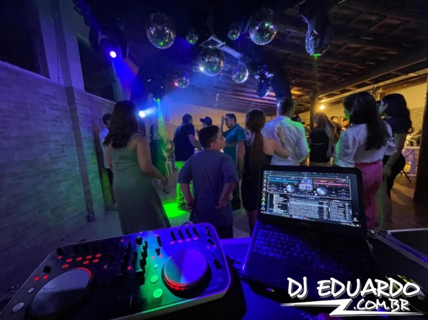 Você também pode ver as fotos usando as setas do seu teclado! Experimente!